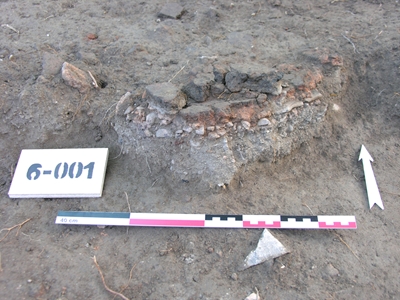 Sector 6: remains of an Early Bronze Age oven (2008 excavation).