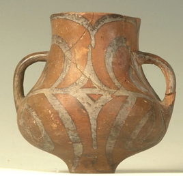 Petit pot à décor noir sur rouge, Néolithique Récent II (4600-4400 av. J.-C.).