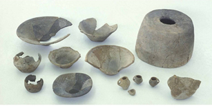 Some of the ceramic vessels found in sector’s 6 house 4; end of Late Neolithic II (c. 4300 BC).